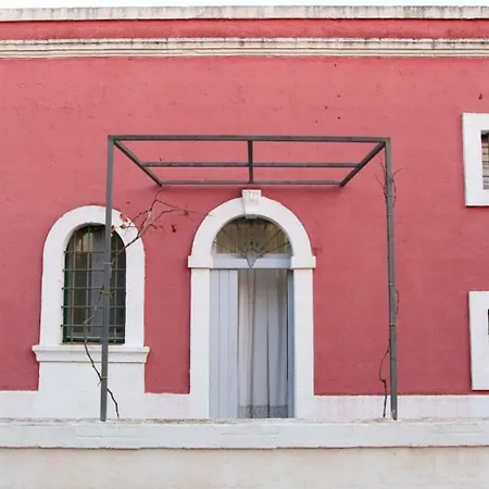 Masseria Fontana Vecchia *
